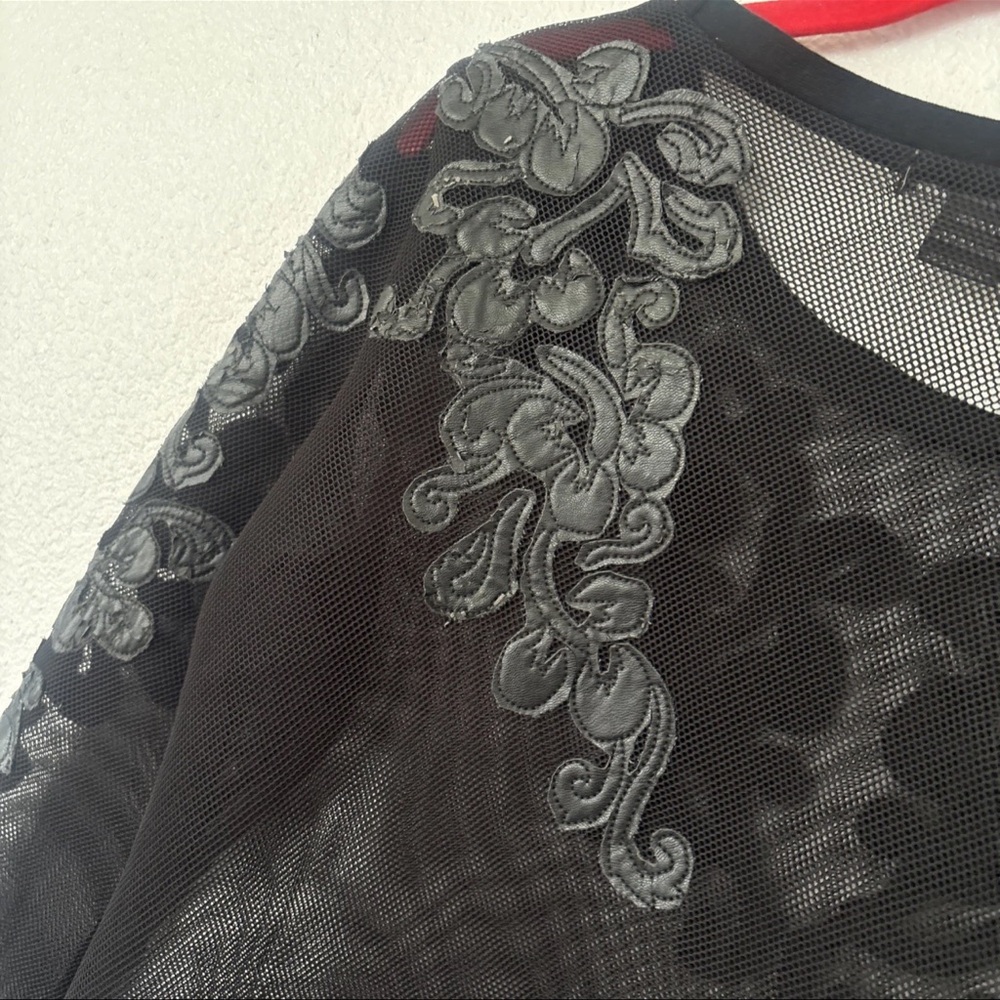 GRACIA Women’s Sexy Black Faux Leather Mermaid Scales MESH Blouse Size L - Picture 12 of 16